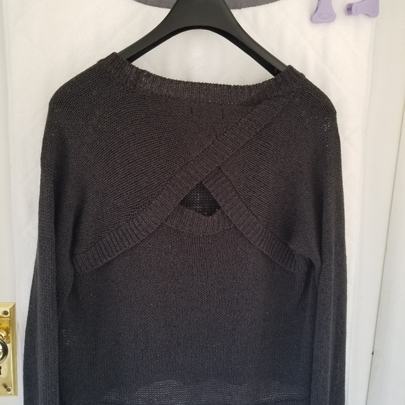 2/20 Uniq - Picture 1 of 8